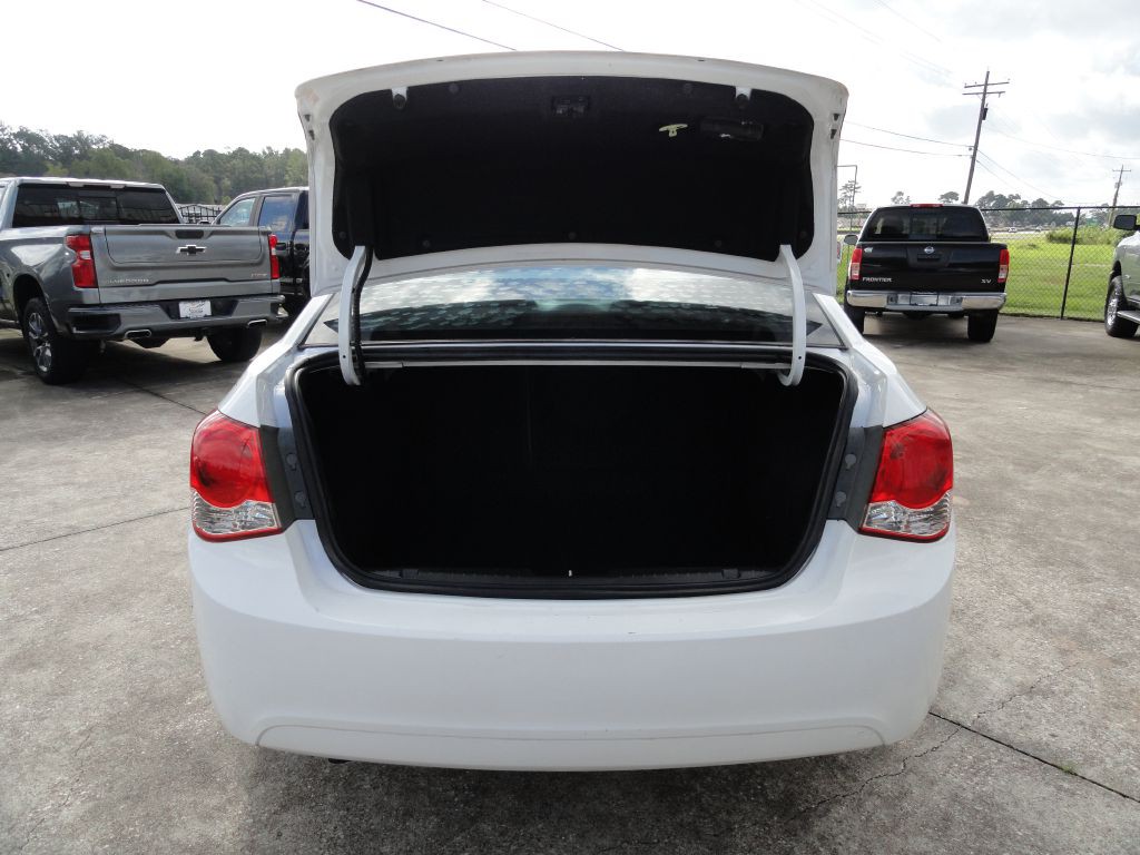 2015 Chevrolet Cruze Image 11
