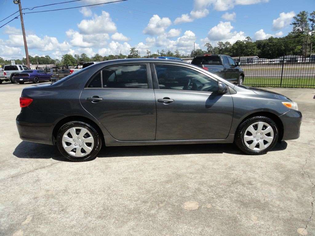 2012 Toyota Corolla Image 4