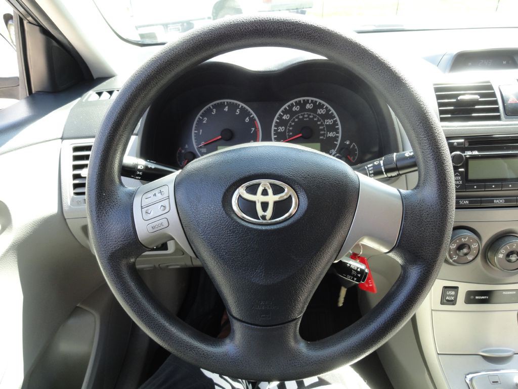 2012 Toyota Corolla Image 15