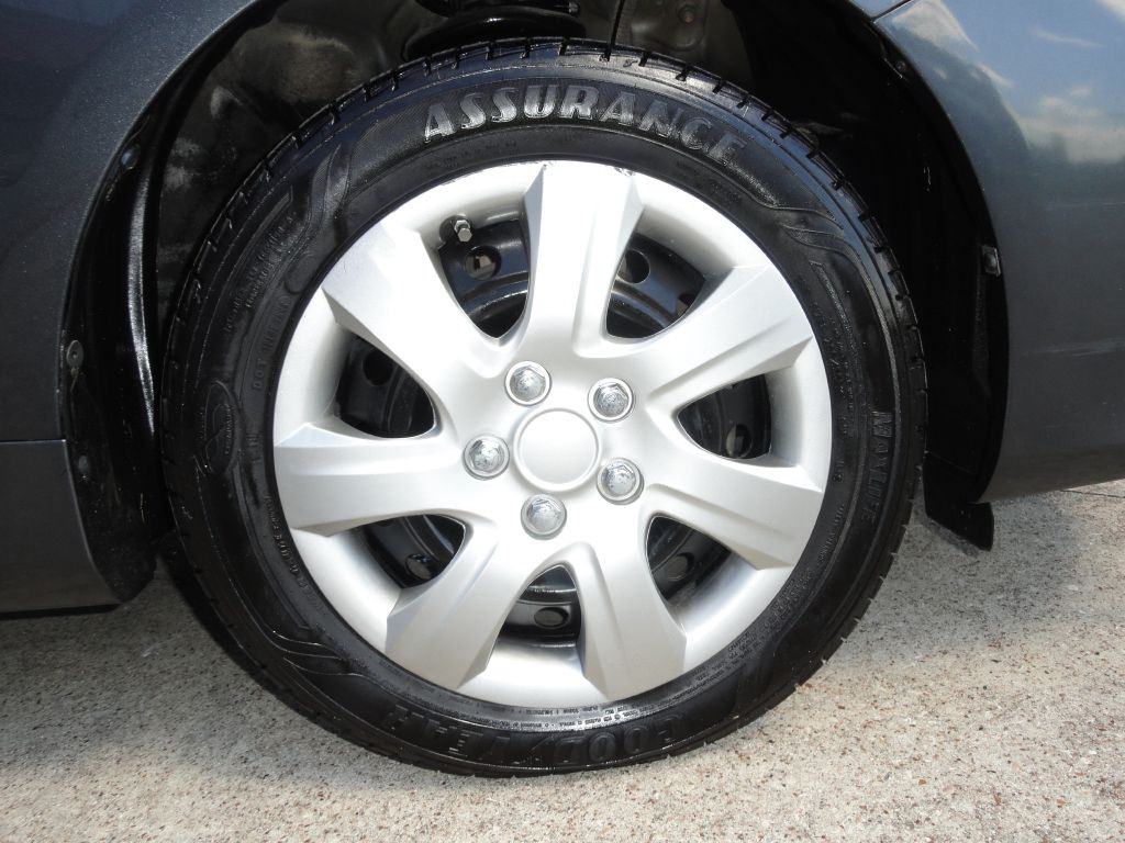 2012 Toyota Corolla Image 18