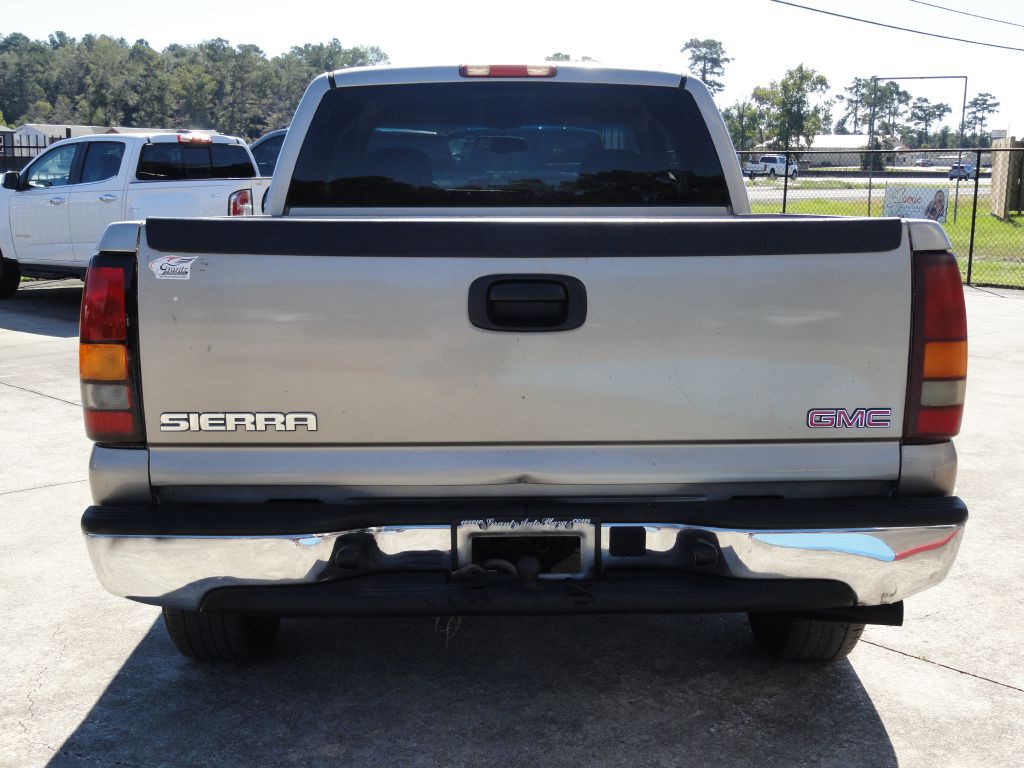 2002 GMC Sierra Image 4