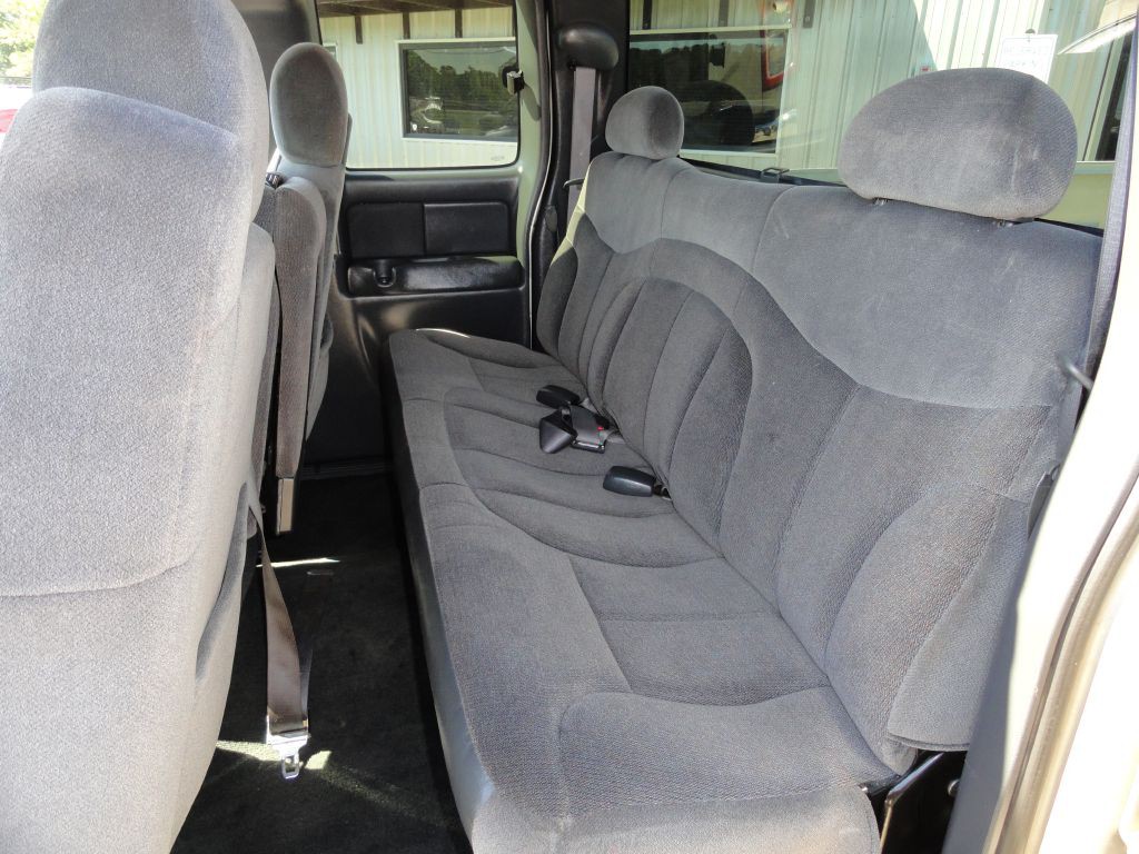 2002 GMC Sierra Image 11