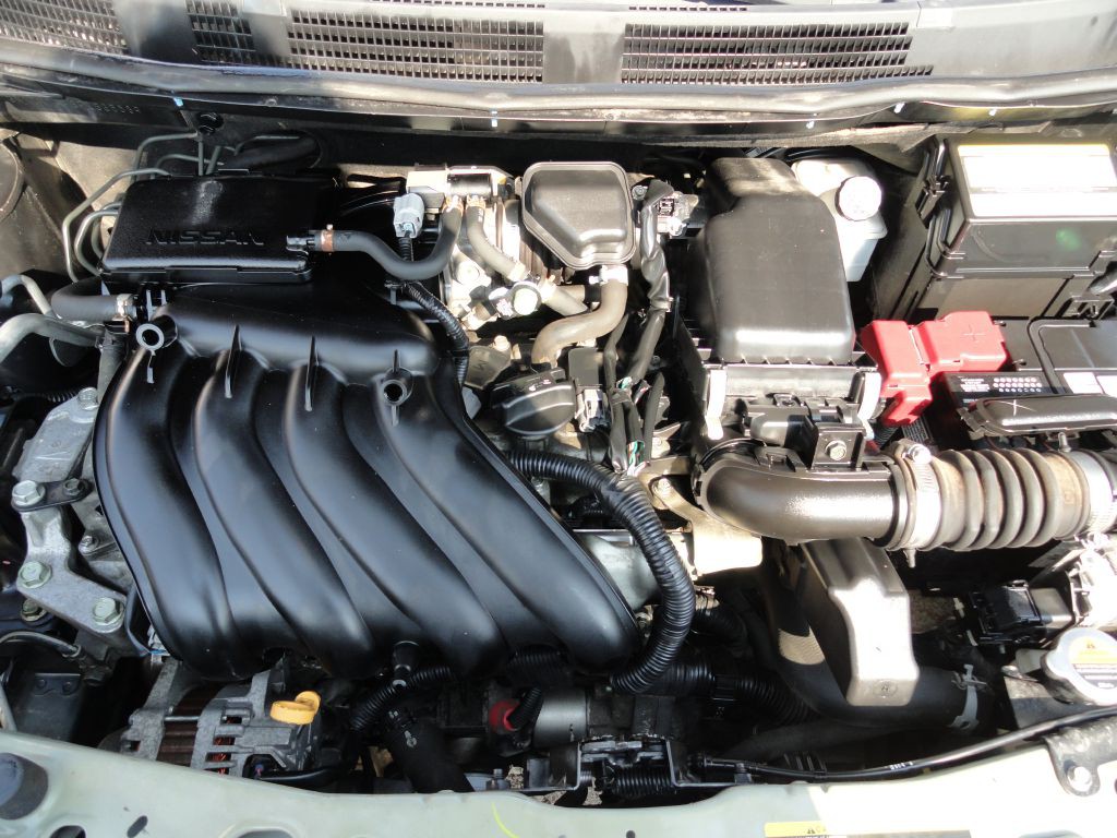 2015 Nissan Versa Image 20