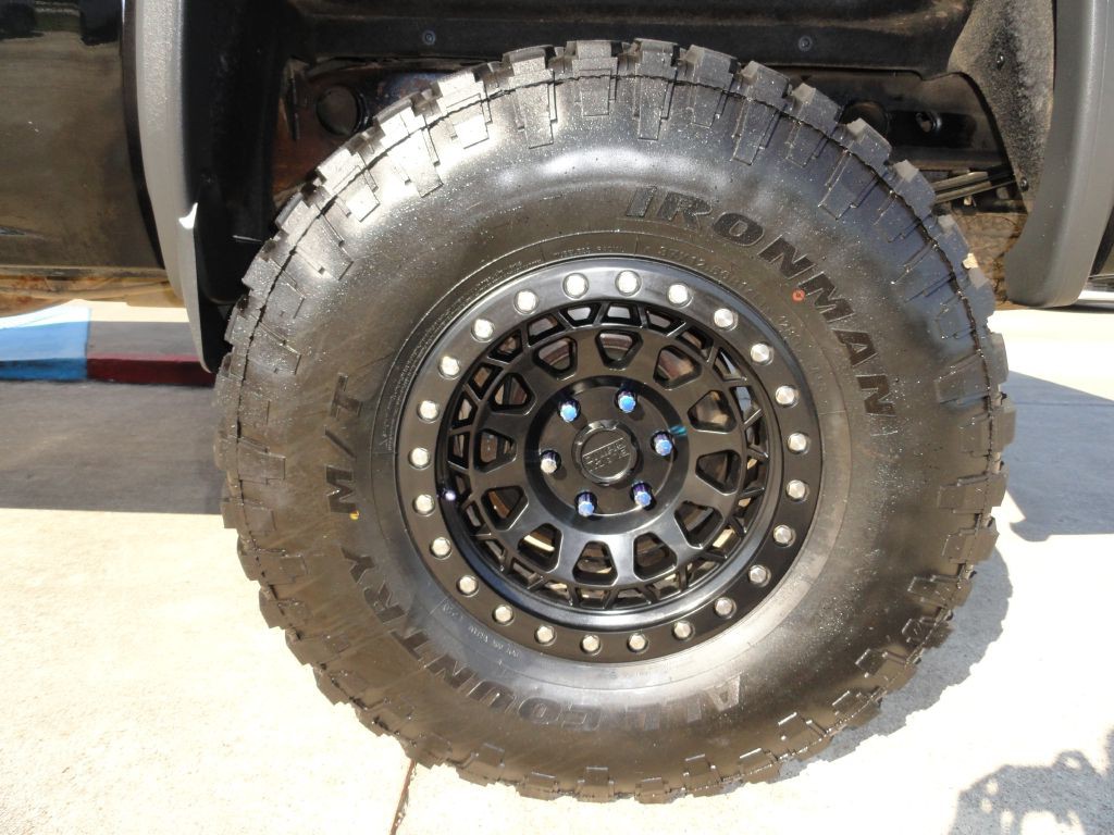 2017 GMC Sierra Image 30