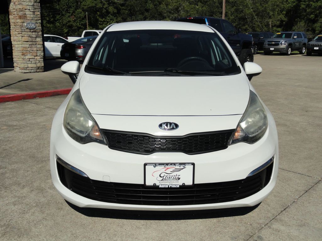2017 Kia Rio Image 2