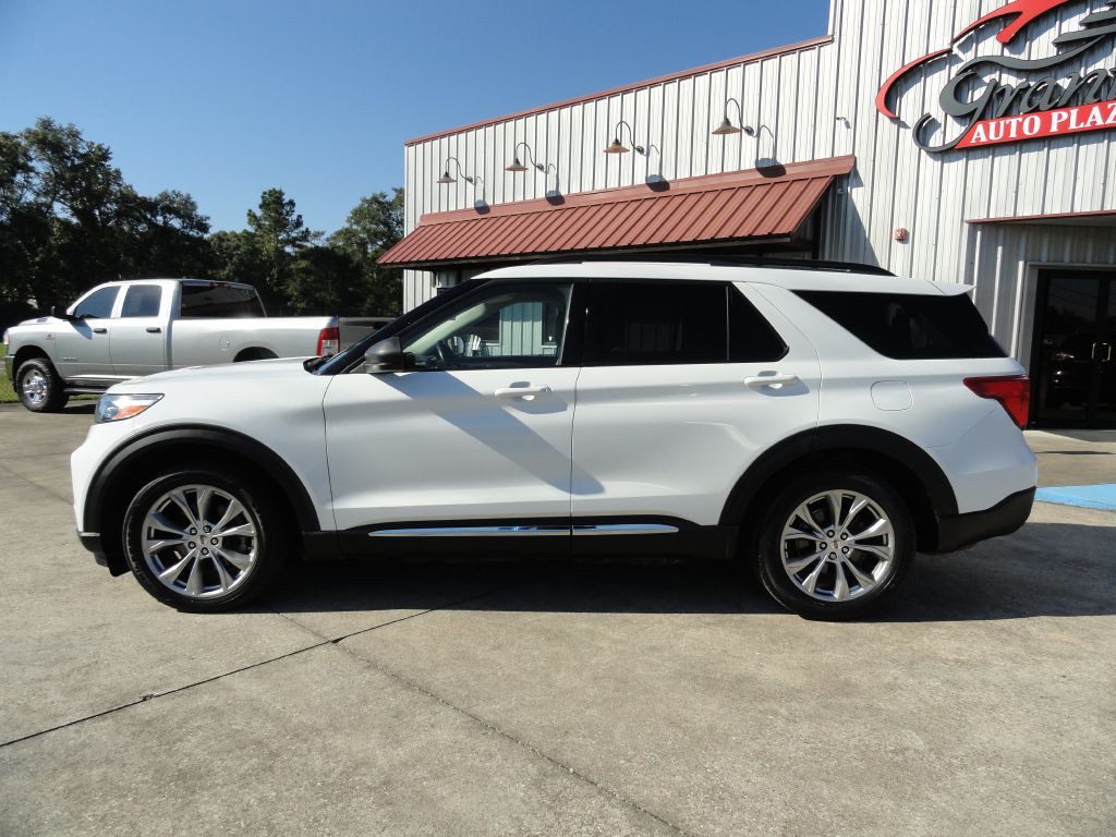 2020 Ford Explorer Image 3