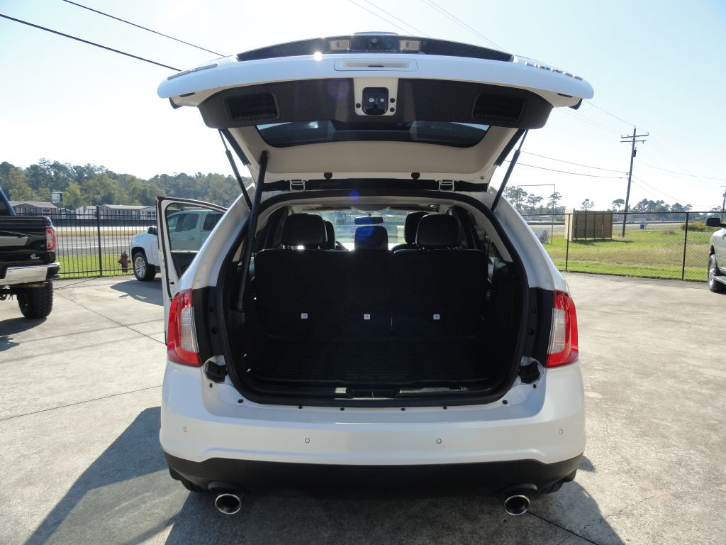 2011 Ford Edge Image 11