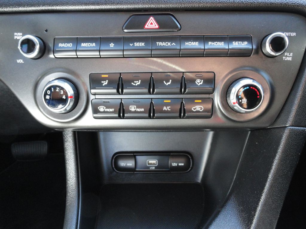 2021 Kia Sportage Image 18