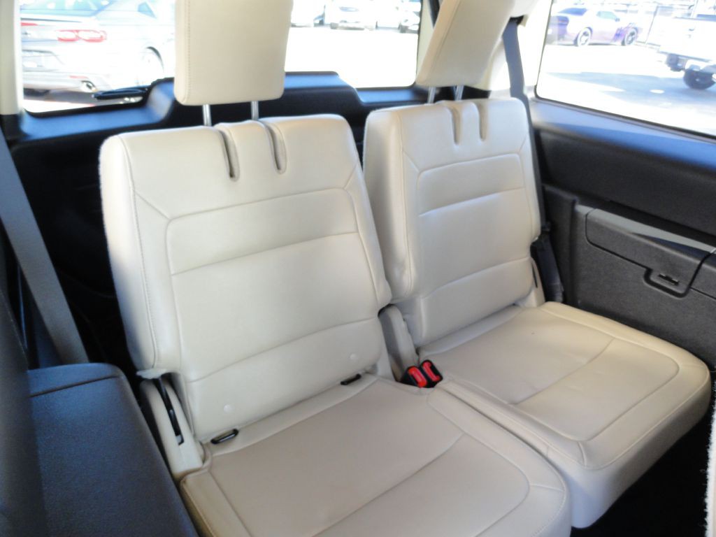 2018 Ford Flex Image 12