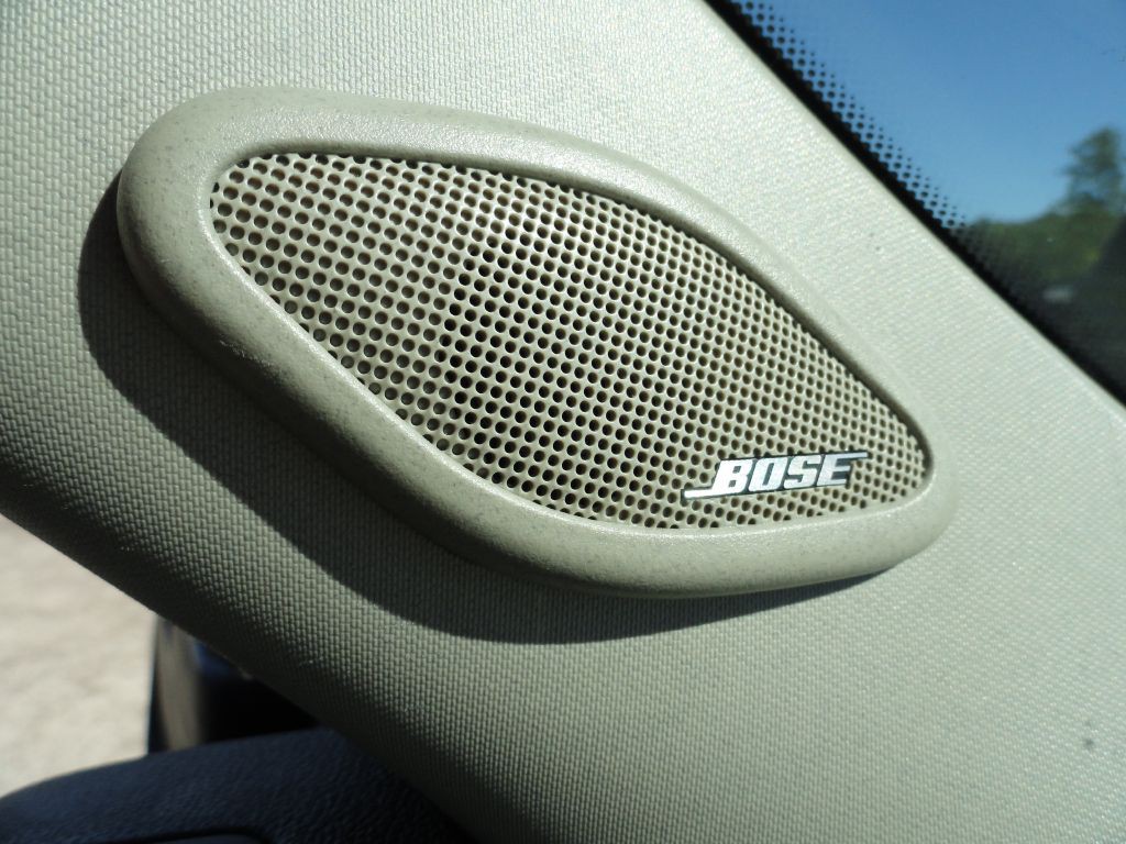 2013 Chevrolet Suburban Image 24