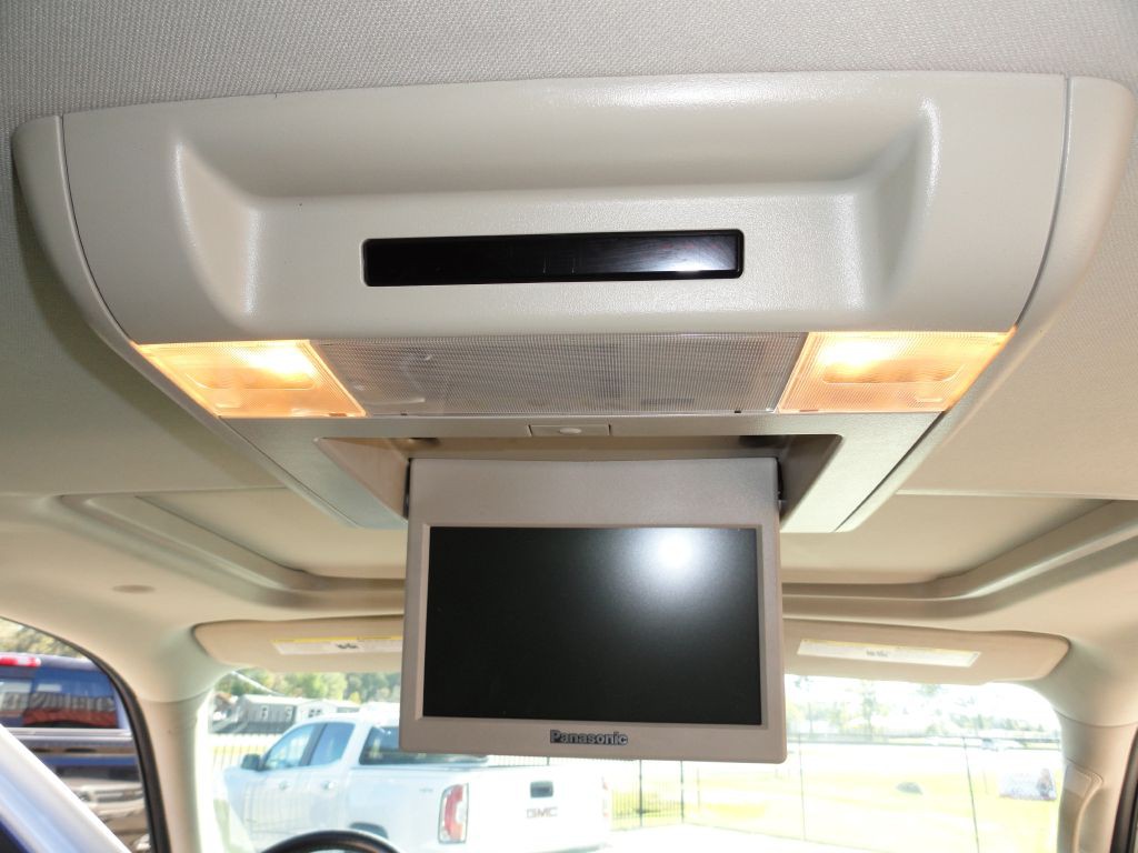 2013 Chevrolet Suburban Image 25