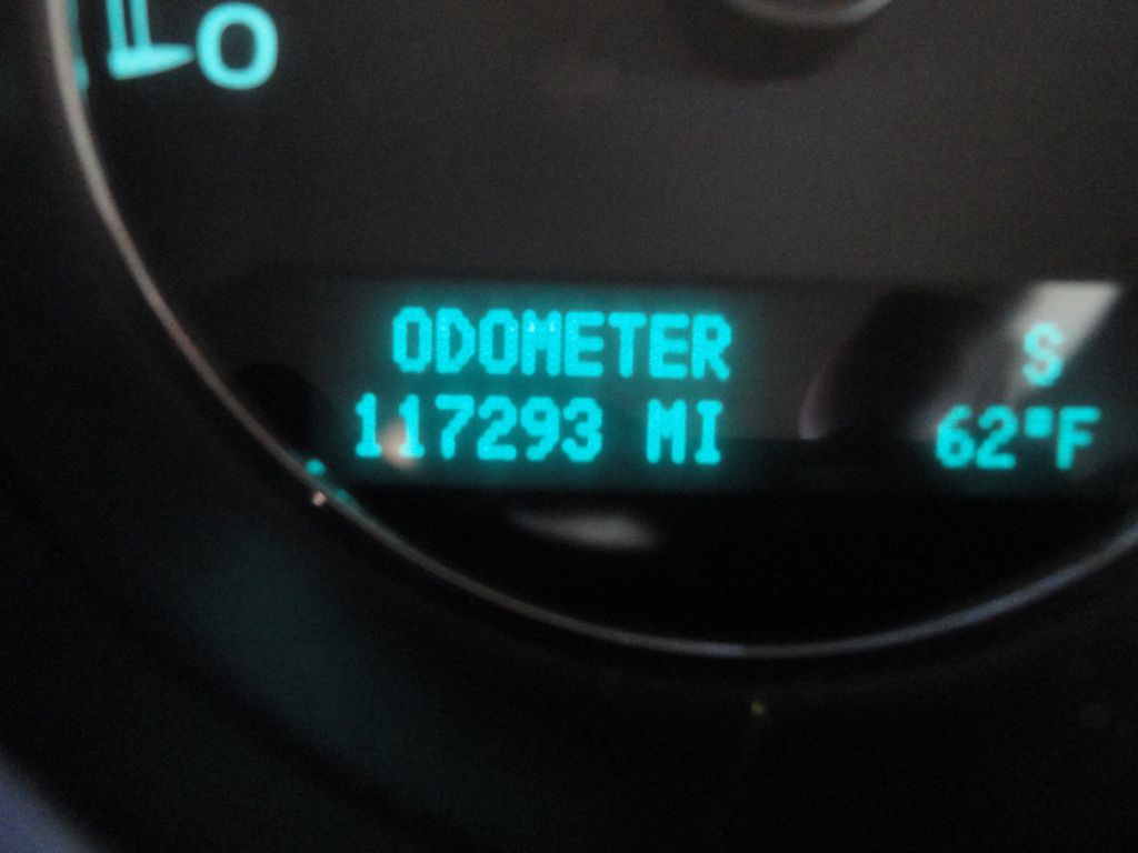 2013 Chevrolet Suburban Image 33