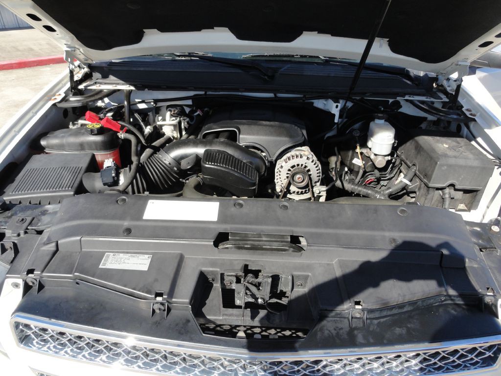 2013 Chevrolet Suburban Image 34