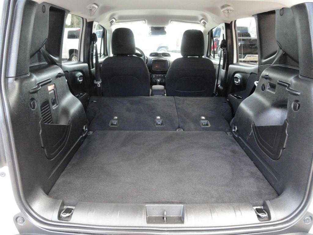 2020 Jeep Renegade Image 13