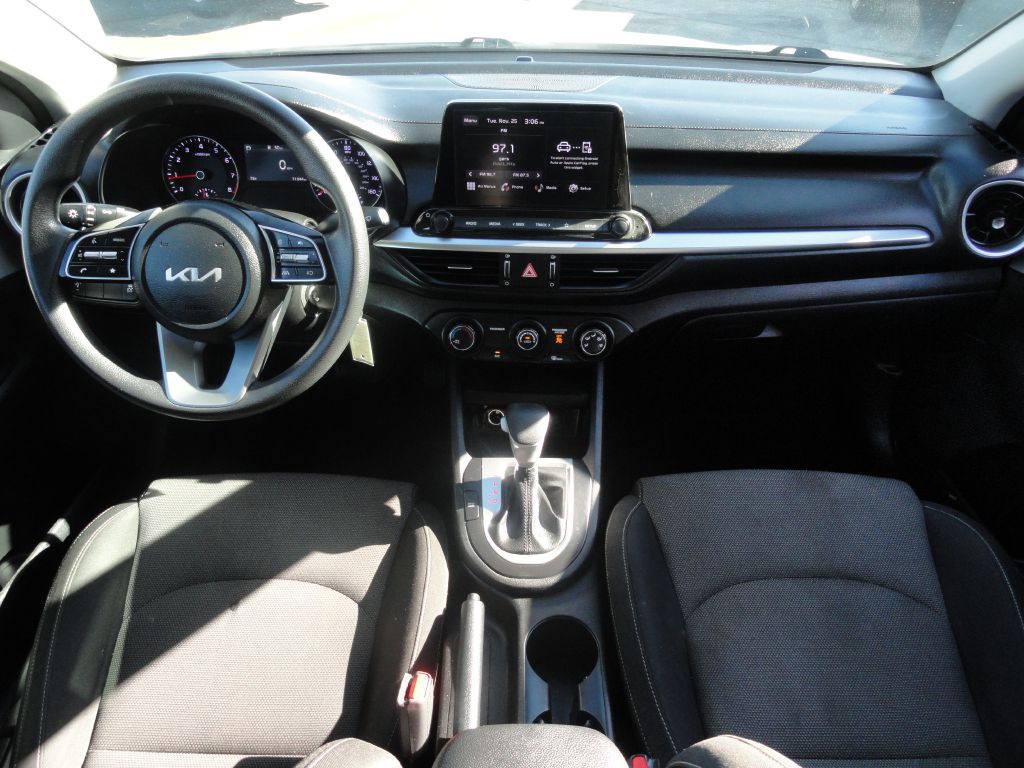 2024 Kia Forte Image 6
