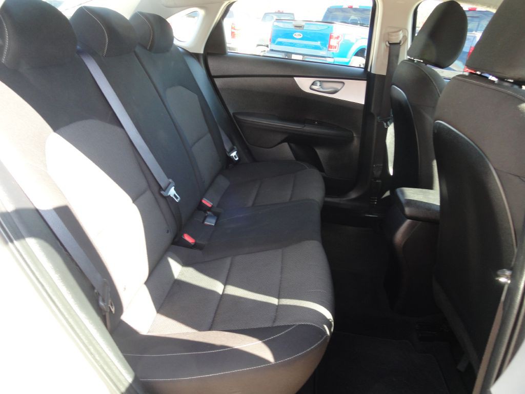 2024 Kia Forte Image 7