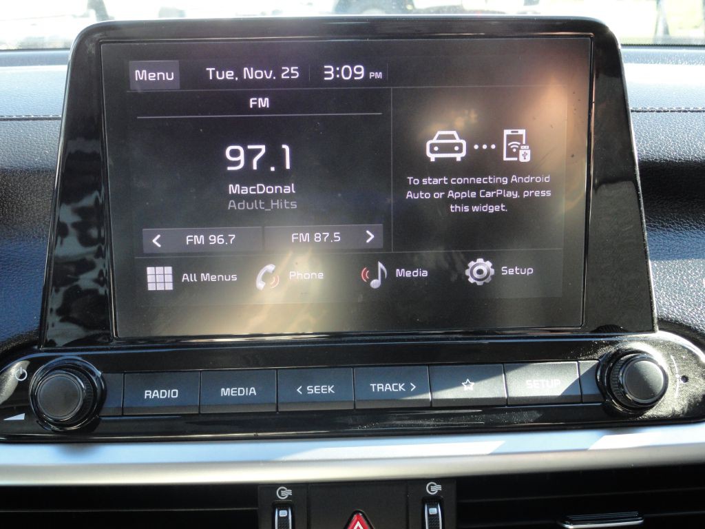 2024 Kia Forte Image 16