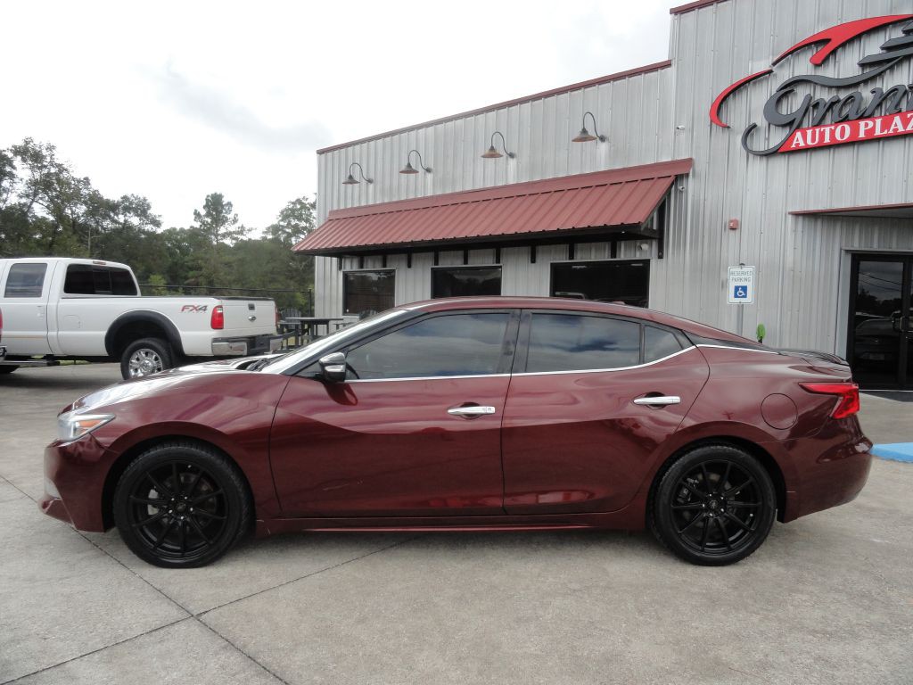 2017 Nissan Maxima Image 3