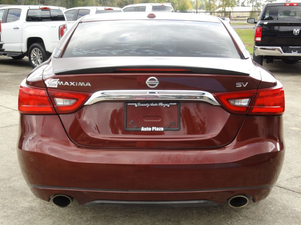 2017 Nissan Maxima Image 4