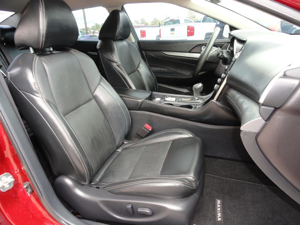 2017 Nissan Maxima Image 8