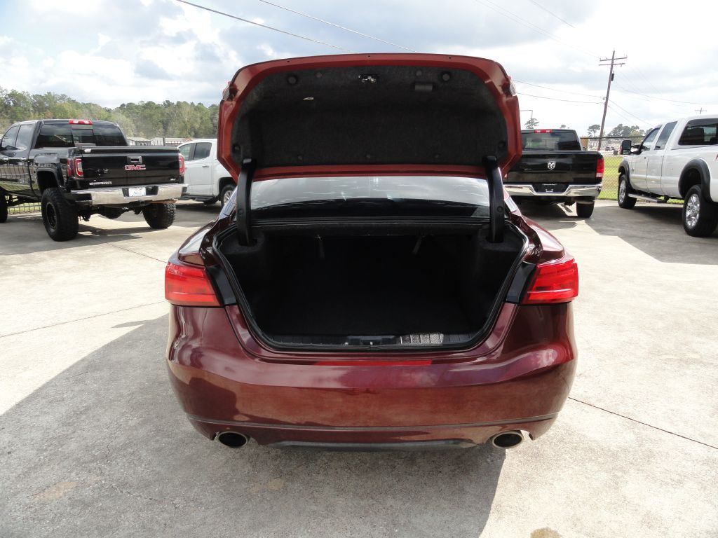 2017 Nissan Maxima Image 11