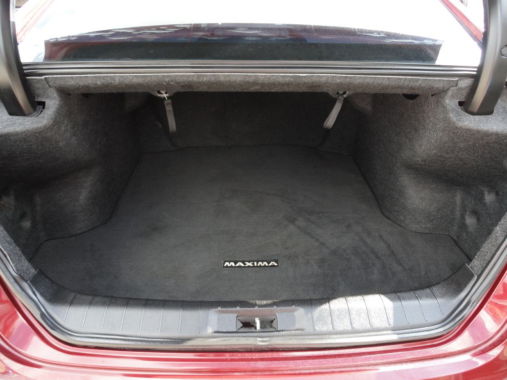 2017 Nissan Maxima Image 12