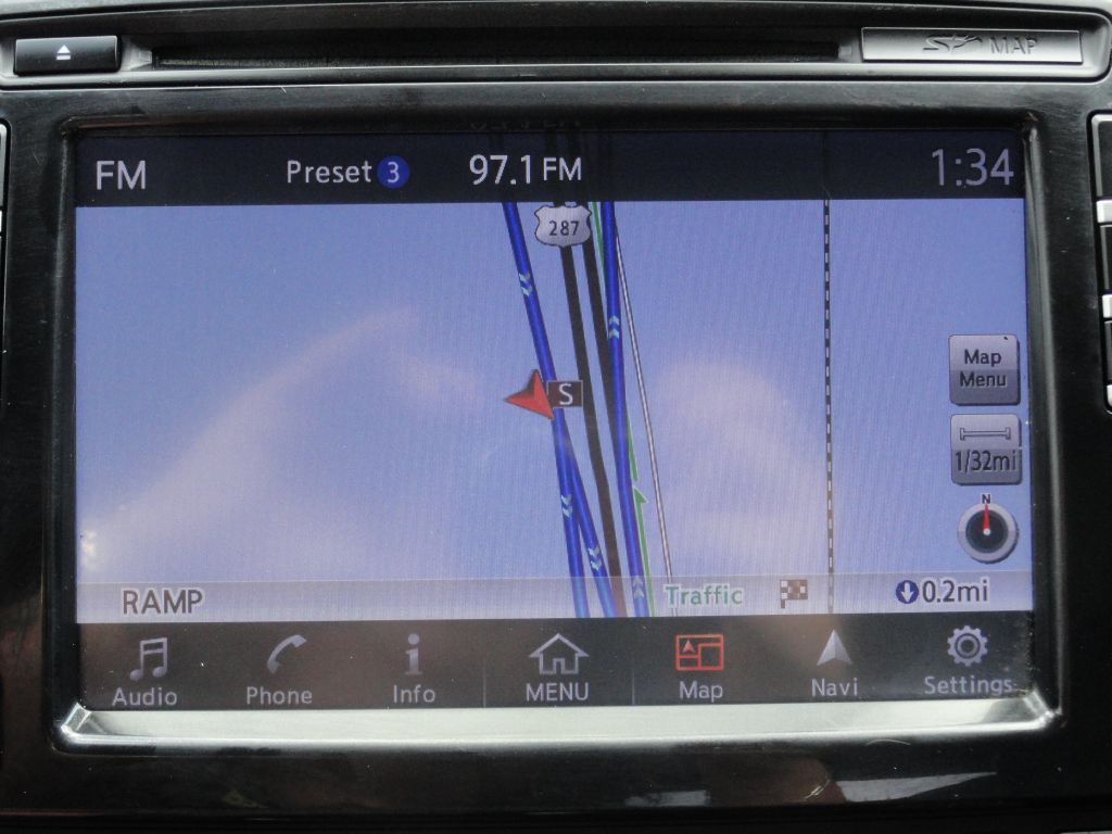 2017 Nissan Maxima Image 14