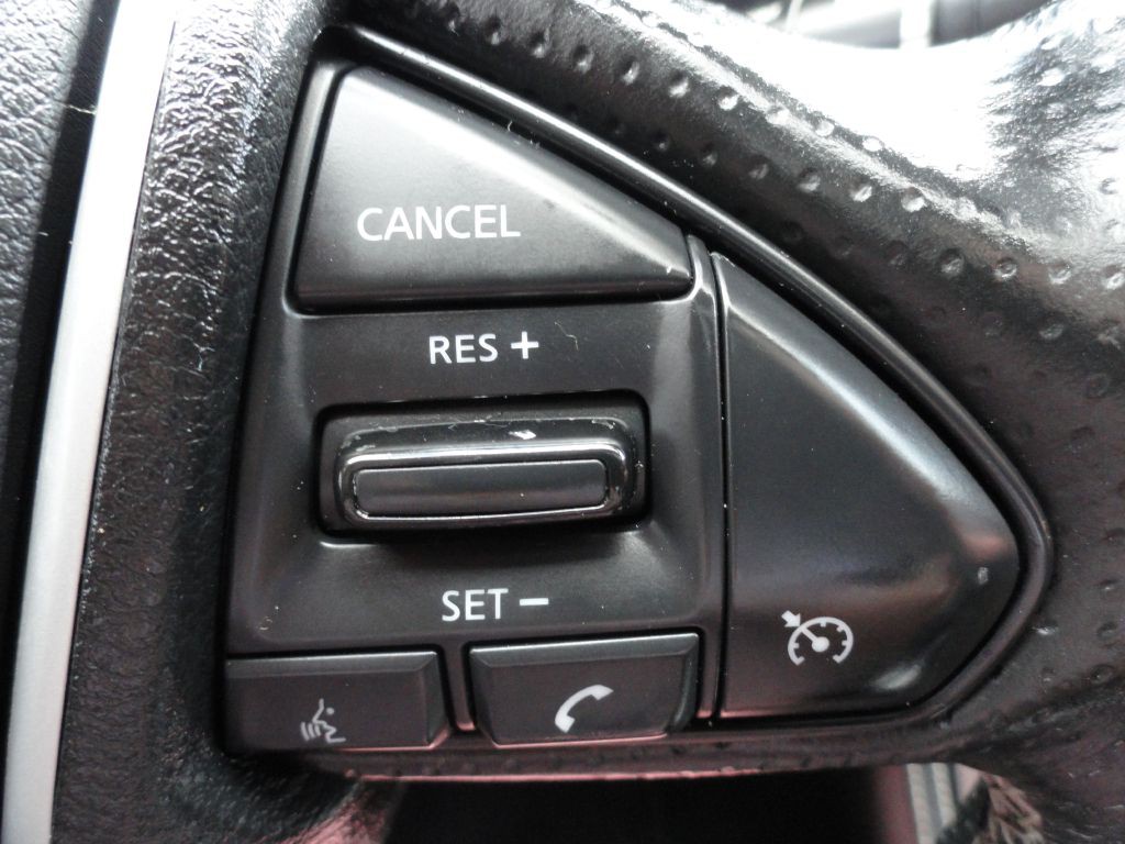 2017 Nissan Maxima Image 19