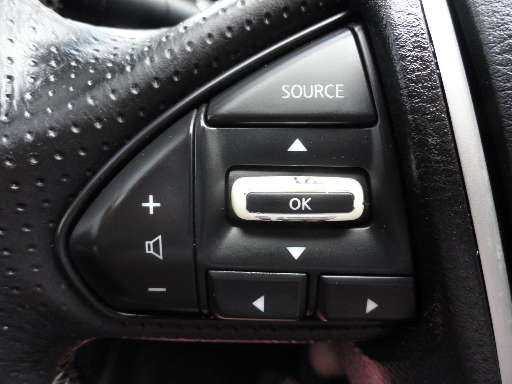 2017 Nissan Maxima Image 20