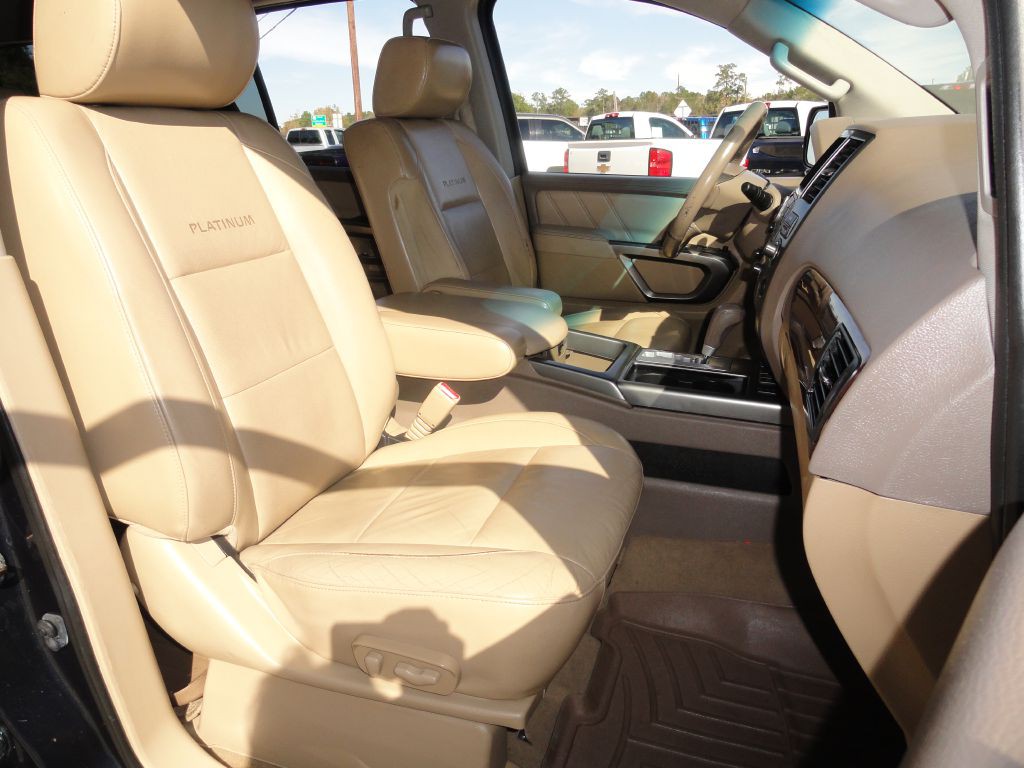 2015 Nissan Armada Image 8
