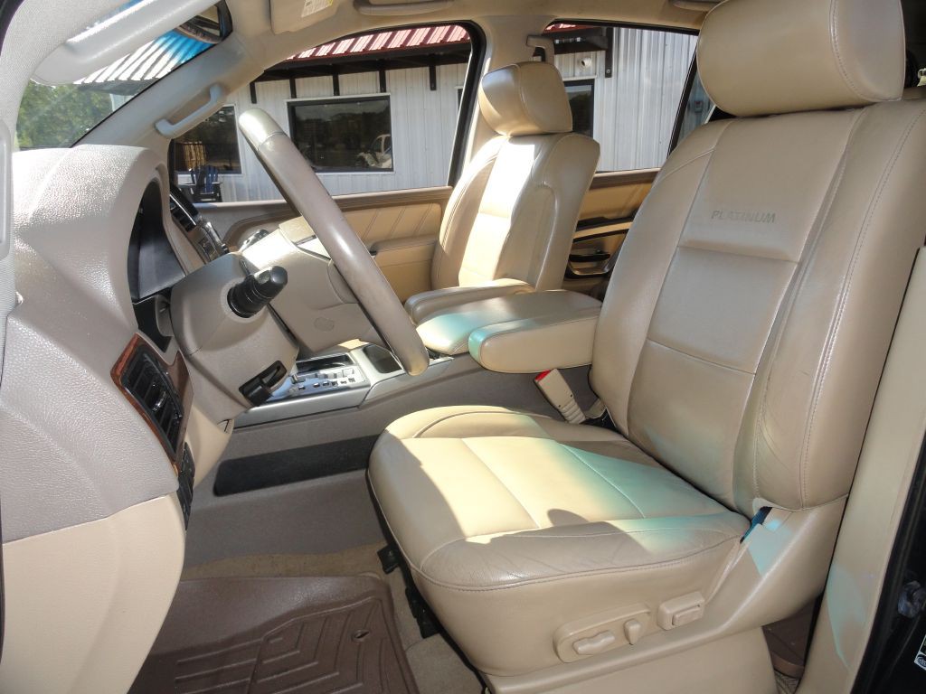 2015 Nissan Armada Image 9