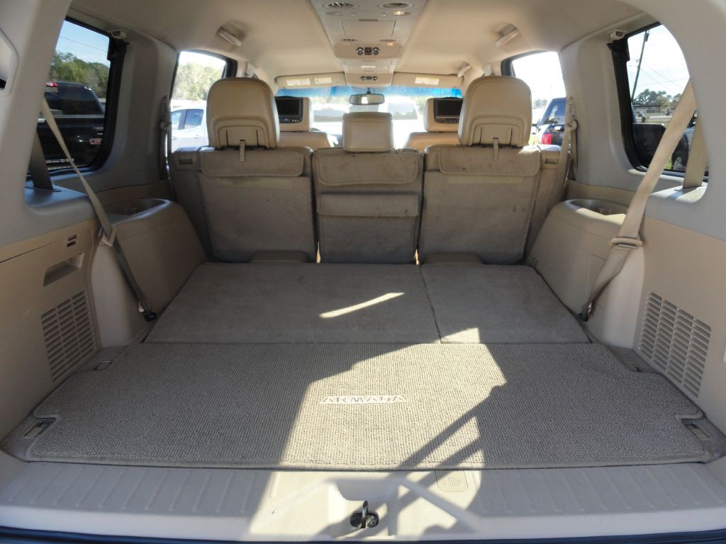 2015 Nissan Armada Image 15