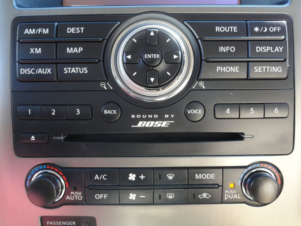 2015 Nissan Armada Image 24