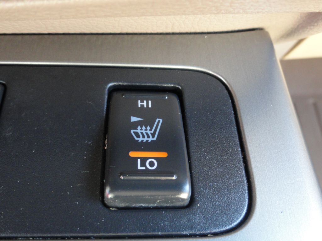 2015 Nissan Armada Image 29