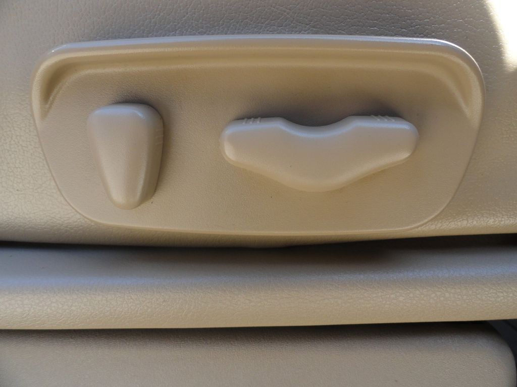 2015 Nissan Armada Image 39