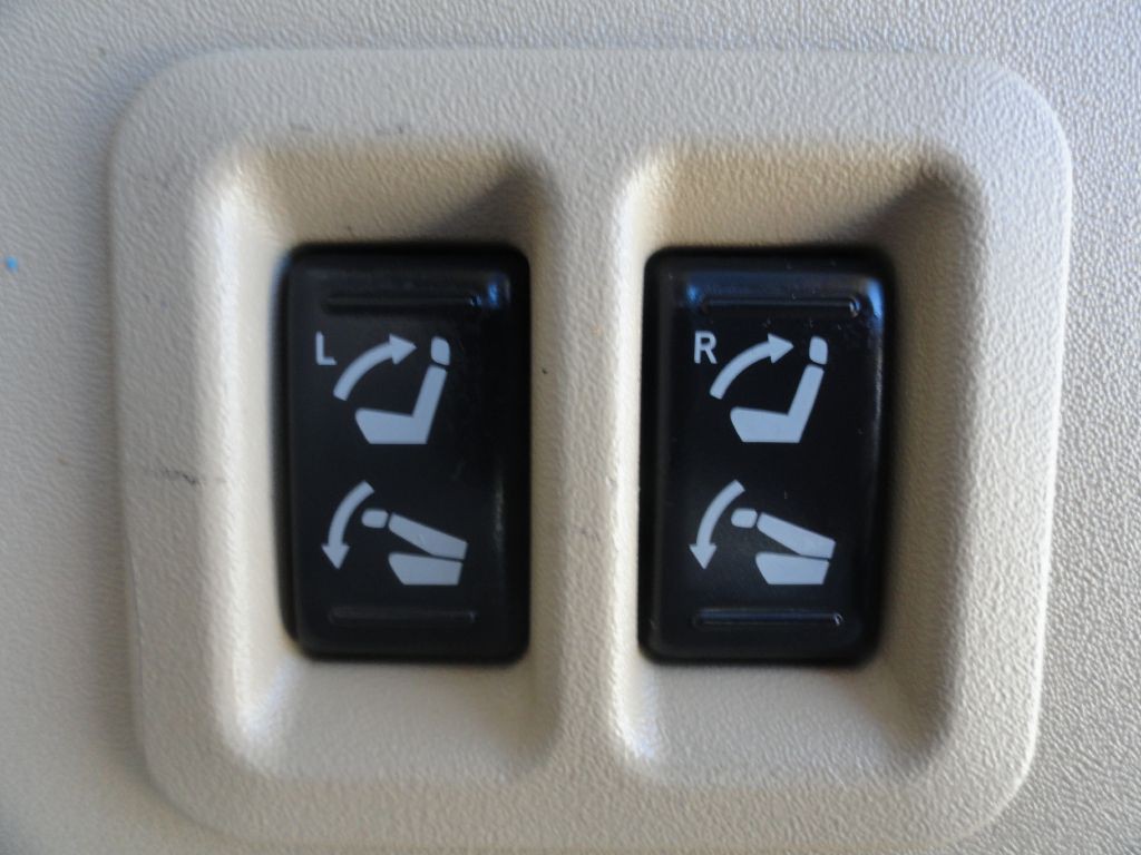 2015 Nissan Armada Image 49