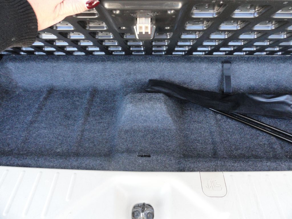 2015 Nissan Armada Image 51