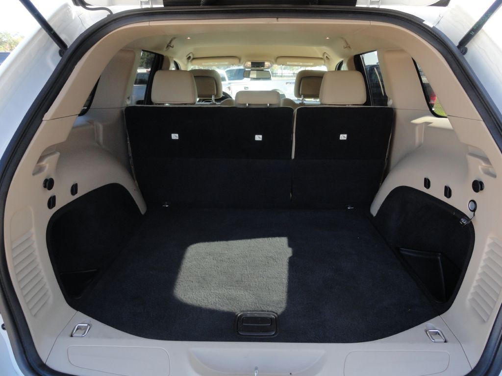 2016 Jeep Grand Cherokee Image 12