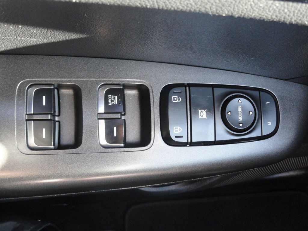 2019 Kia Sportage Image 21