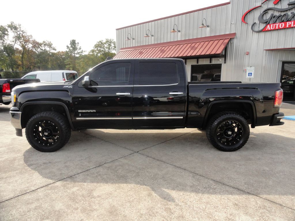2018 GMC Sierra Image 3