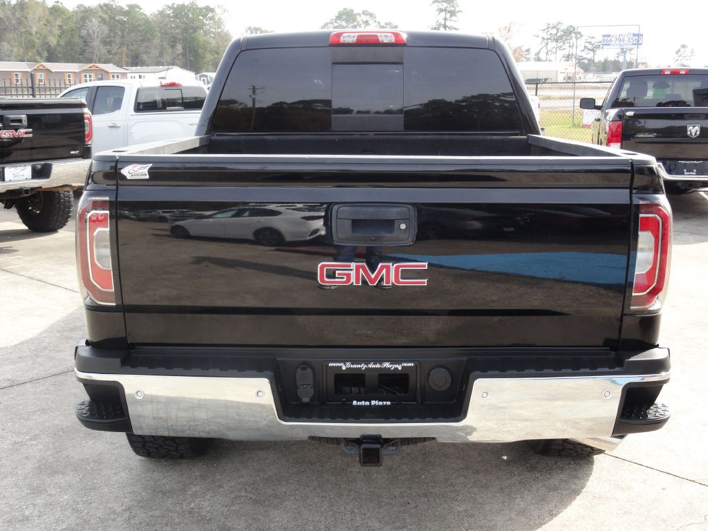 2018 GMC Sierra Image 4
