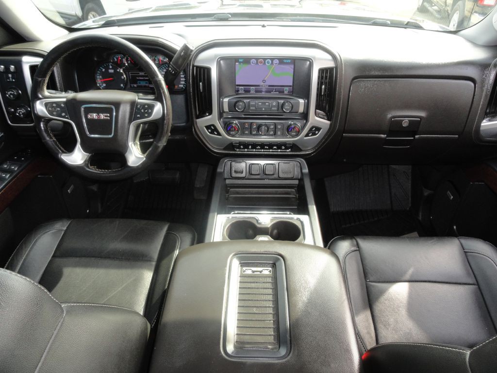 2018 GMC Sierra Image 6