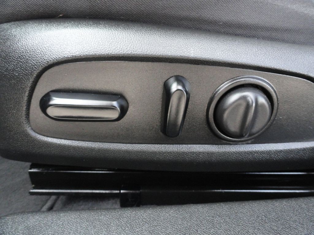 2021 Chevrolet Malibu Image 21