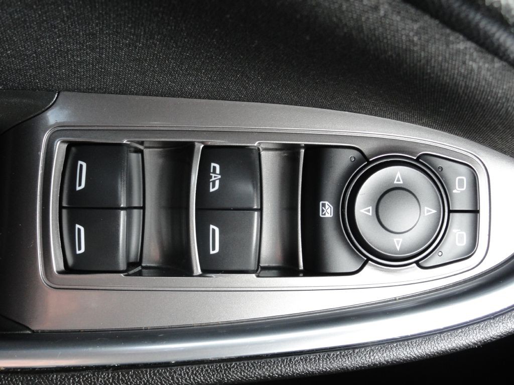 2021 Chevrolet Malibu Image 22