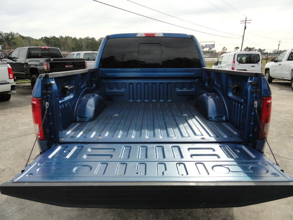 2017 Ford F-150 Image 12