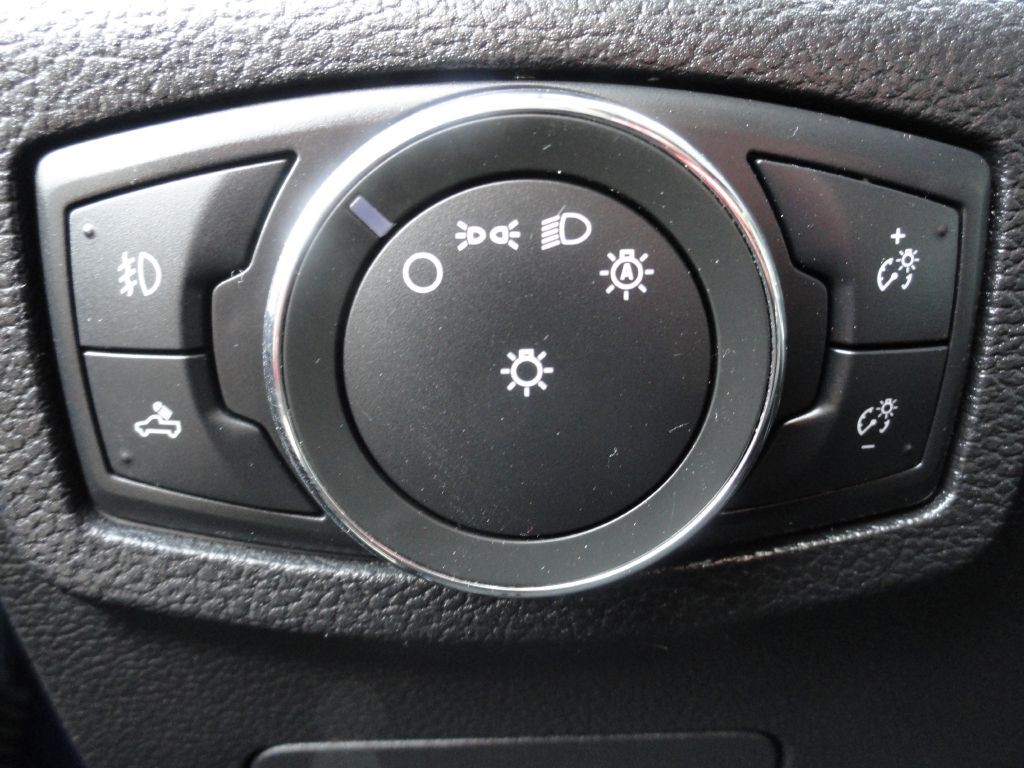 2017 Ford F-150 Image 32