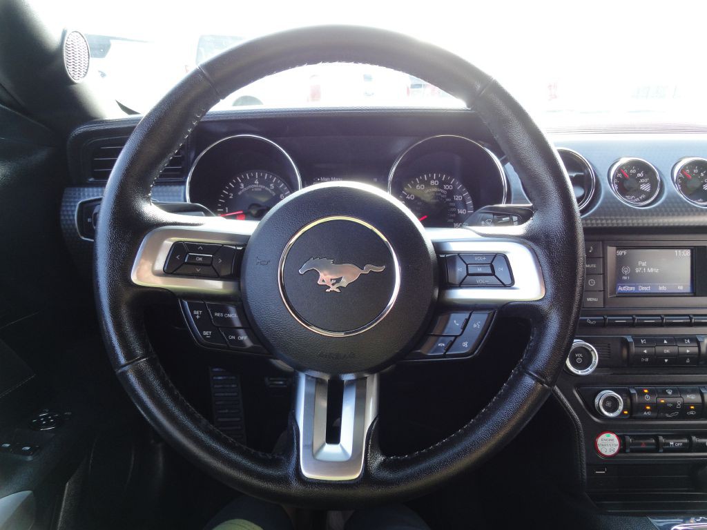 2017 Ford Mustang Image 16