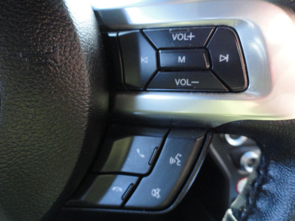 2017 Ford Mustang Image 18