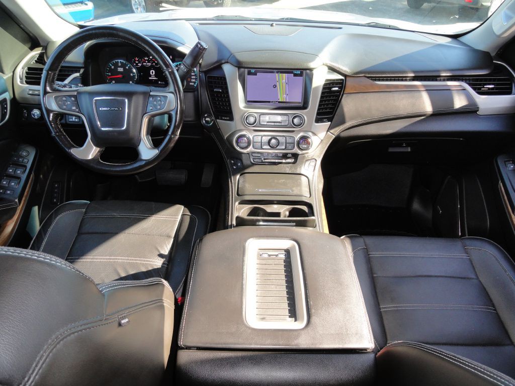 2018 GMC Yukon Image 6