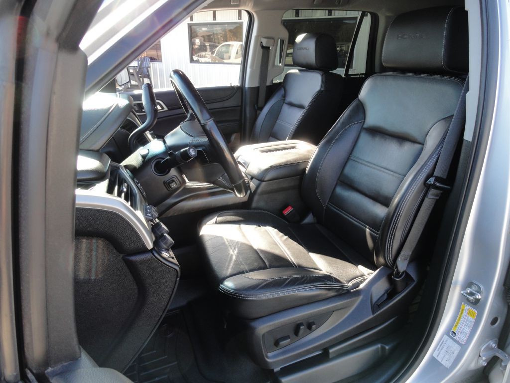 2018 GMC Yukon Image 10